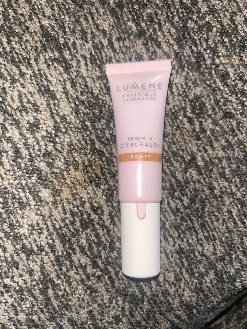 Lumene Invisible Illumination Serum In Concealer - Bronze